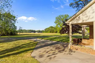 208 E Nash St, Macclesfield, NC 27852 - Photo 24