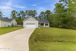 602 Hobbs Dr, Jacksonville, NC 28540 - Photo 24