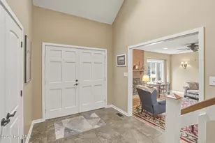 105 Laurel Ct, Pine Knoll Shores, NC 28512 - Photo 6