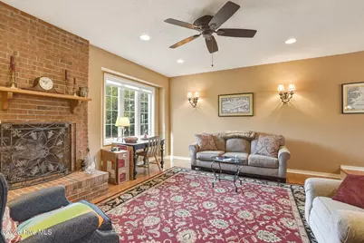 105 Laurel Court, Pine Knoll Shores, NC 28512 - Photo 10