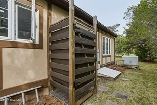 105 Laurel Ct, Pine Knoll Shores, NC 28512 - Photo 44