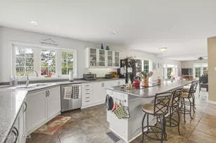 105 Laurel Ct, Pine Knoll Shores, NC 28512 - Photo 22