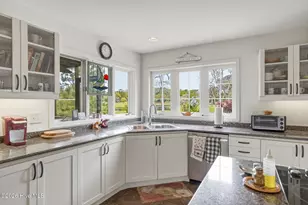 105 Laurel Ct, Pine Knoll Shores, NC 28512 - Photo 24