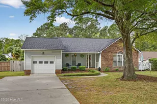 1500 Grove Point Rd, Wilmington, NC 28409 - Photo 2