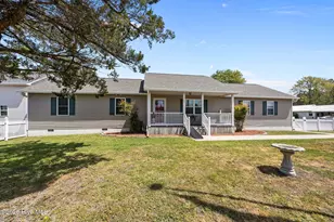 722 Chatham St, Newport, NC 28570 - Photo 2