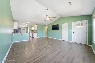700 Discovery Cove, Newport, NC 28570 - Photo 2