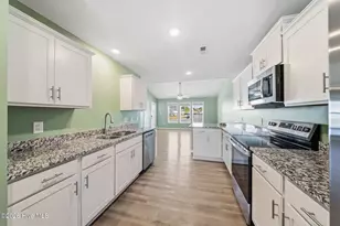 700 Discovery Cove, Newport, NC 28570 - Photo 10