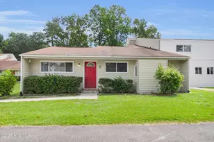 125 Pirates Rd, New Bern, NC 28562 - Photo 1