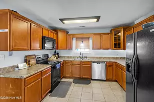 308 Running Rd, Jacksonville, NC 28546 - Photo 6