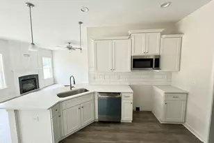 413 Creeks Edge Dr, Pikeville, NC 27863 - Photo 6