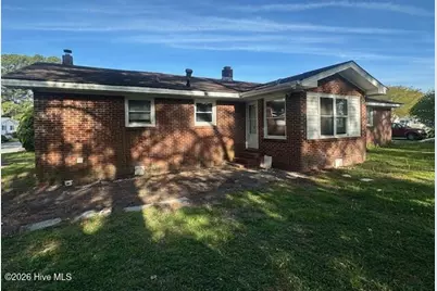 1206 Bias Street, Elizabeth City, NC 27909 - Photo 2