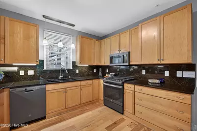 645 Village Park Drive #B-102, Wilmington, NC 28405 - Photo 18