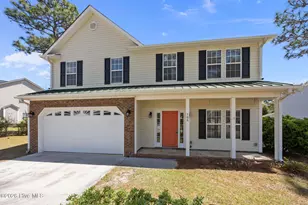 106 Bobwhite Cir, Cape Carteret, NC 28584 - Photo 2