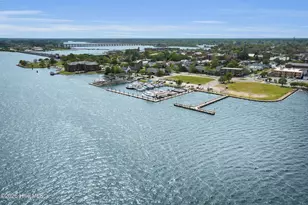 338 River Walk, New Bern, NC 28560 - Photo 20
