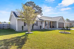 503 Amber Ave, Hubert, NC 28539 - Photo 2