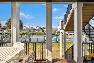 524 N Kinston Ave, Atlantic Beach, NC 28512 - Photo 4