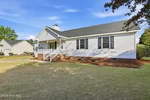 110 N Pointe Dr, Goldsboro, NC 27530 - Photo 2