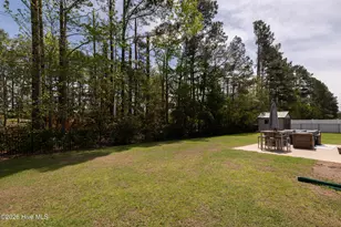 3809 E Baywood Ln, Greenville, NC 27834 - Photo 14