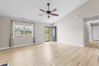 214 Tall Tree Court, Maysville, NC 28555 - Photo 6