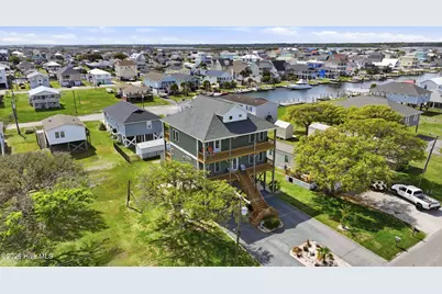 9021 W 9th Street, Surf City, NC 28445 - Photo 4