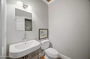 319 E Nash St, Southport, NC 28461 - Photo 14