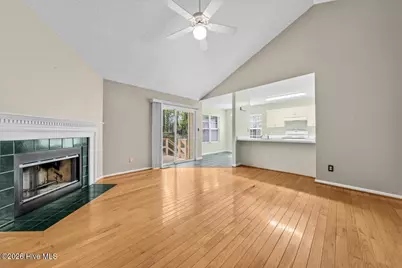 118 Kensington Way, Aberdeen, NC 28315 - Photo 4