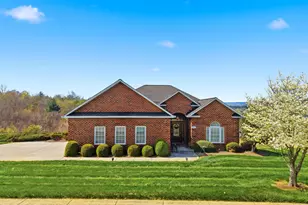 416 Huntington Woods Dr N, Lenoir, NC 28645 - Photo 1