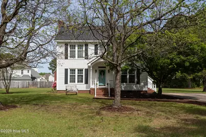 2305 N Miller Circle, Winterville, NC 28590 - Photo 2