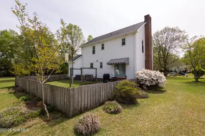 2305 N Miller Circle, Winterville, NC 28590 - Photo 8