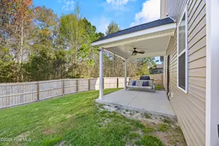 806 Tuscarora Trl, Jacksonville, NC 28546 - Photo 32