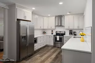 8 N 23rd St, Wilmington, NC 28405 - Photo 12