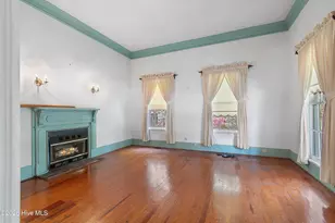 301 E Moore St, Southport, NC 28461 - Photo 18
