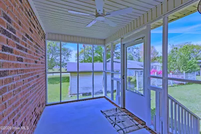 312 W Quinn Street, Beulaville, NC 28518 - Photo 14