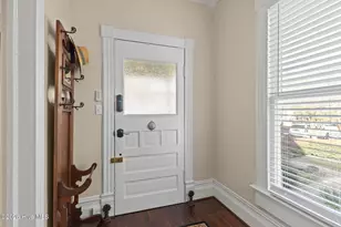 227 New St, New Bern, NC 28560 - Photo 6