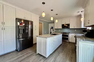 2007 Melodie Ln, Morehead City, NC 28557 - Photo 10