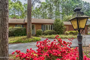 5 Par Dr, Whispering Pines, NC 28327 - Photo 4
