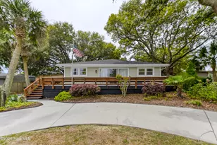 774 Driftwood Dr, Hampstead, NC 28443 - Photo 1