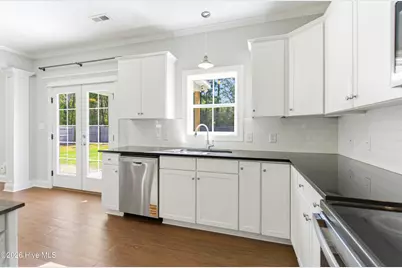 516 Carriage Lane, Jacksonville, NC 28540 - Photo 22