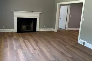 304 Dupont Cir, Kinston, NC 28501 - Photo 6