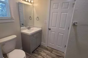 112 S 12th St, Wilmington, NC 28401 - Photo 16