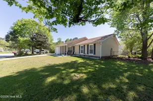 402 Sharon Way, Jacksonville, NC 28546 - Photo 2