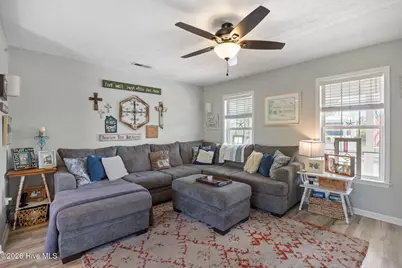 508 Seafarer Drive, Carolina Beach, NC 28428 - Photo 14