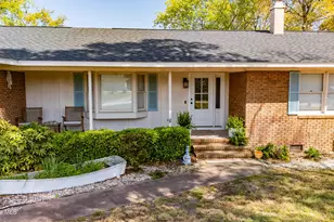 215 Harbor Dr, Morehead City, NC 28557 - Photo 4