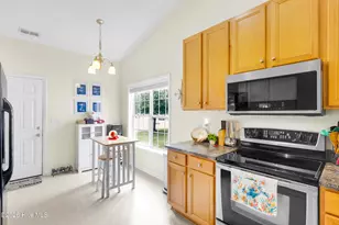 112 Bermuda View, New Bern, NC 28560 - Photo 10
