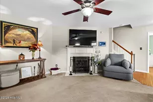 121 Plantation Ct, Clayton, NC 27527 - Photo 8