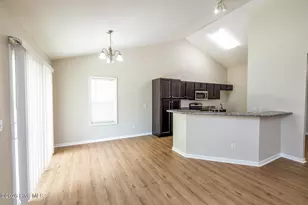 1017 Bally Bunion Lane, Burgaw, NC 28425 - Photo 8