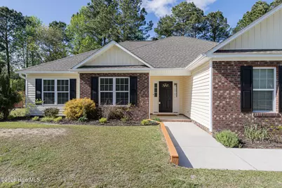 113 Sparkling Brook Way, Jacksonville, NC 28546 - Photo 6
