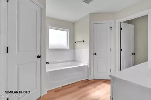 209 Gate Water Ct, Jacksonville, NC 28546 - Photo 6