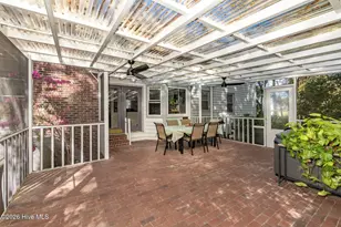 428 Holly St, Emerald Isle, NC 28594 - Photo 6