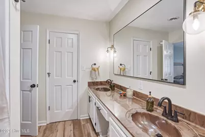 428 Holly Street, Emerald Isle, NC 28594 - Photo 18